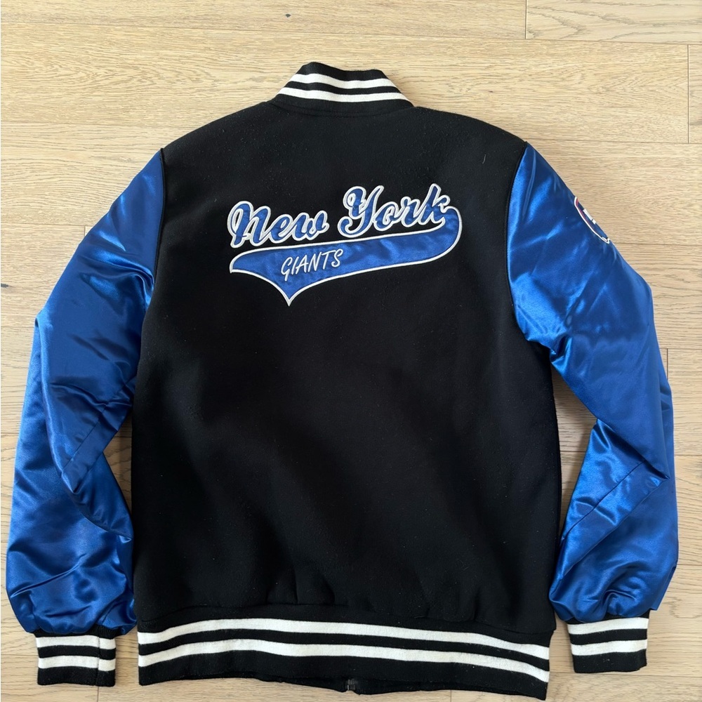 NFL Giants Black and White Striped Collar Jacket - Picture 4 of 4